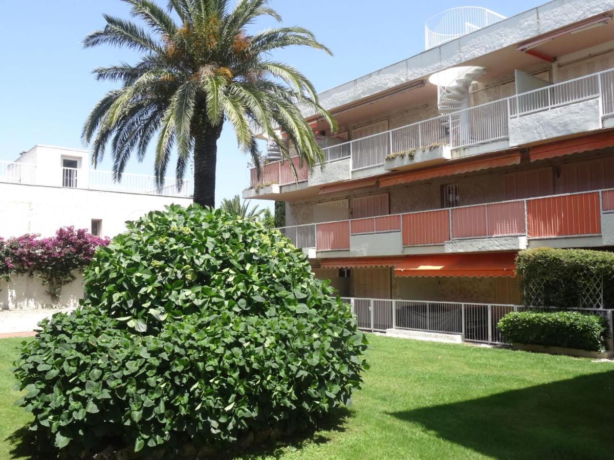 Apartment Les Patios-7 By Interhome サントロペ エクステリア 写真